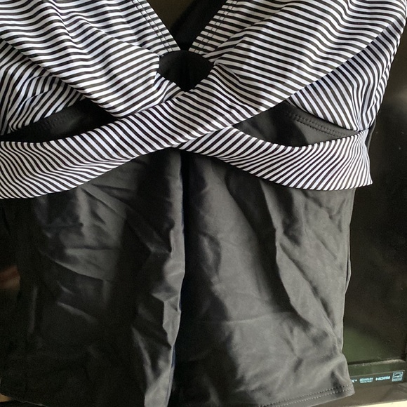 B2PRITY Swimsuit - Picture 3 of 5